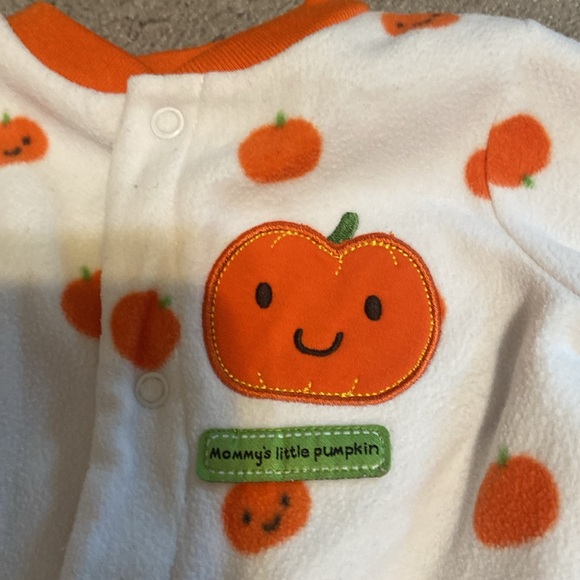 Carter’s Infant Size 9 Months Halloween Pumpkin Footie Sleeper - Picture 2 of 10